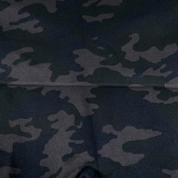 Spanx‎ Leggings Camo Print Nylon Spandex Women's Medium PT-1106 Flawed - Picture 3 of 5